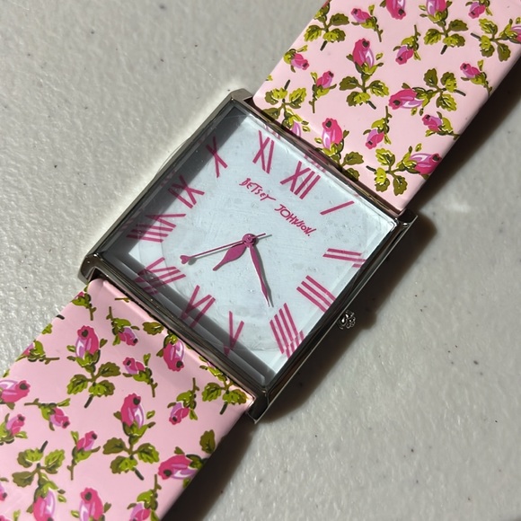 Betsey Johnson | Jewelry | Betsey Johnson Pink Roses Watch  display picture 3
